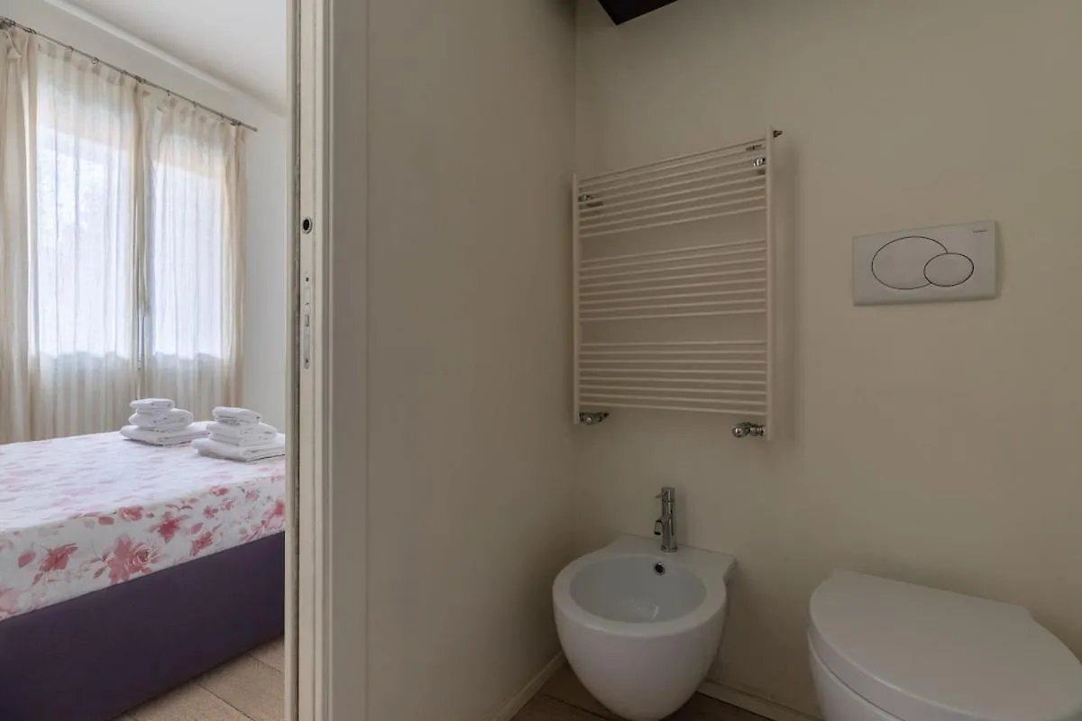 Style And Comfort In The Heart Of Florence 0*,
