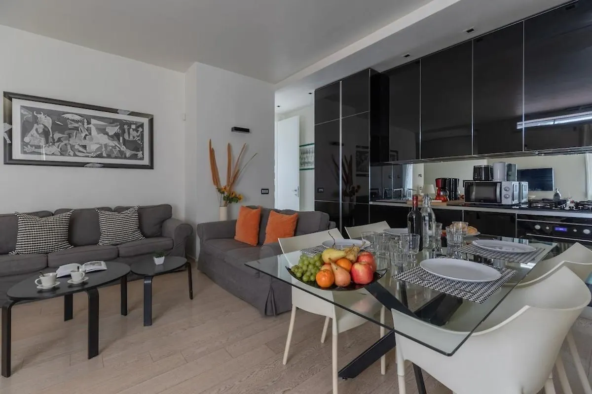 Style And Comfort In The Heart Of Florence 0*,  Italy