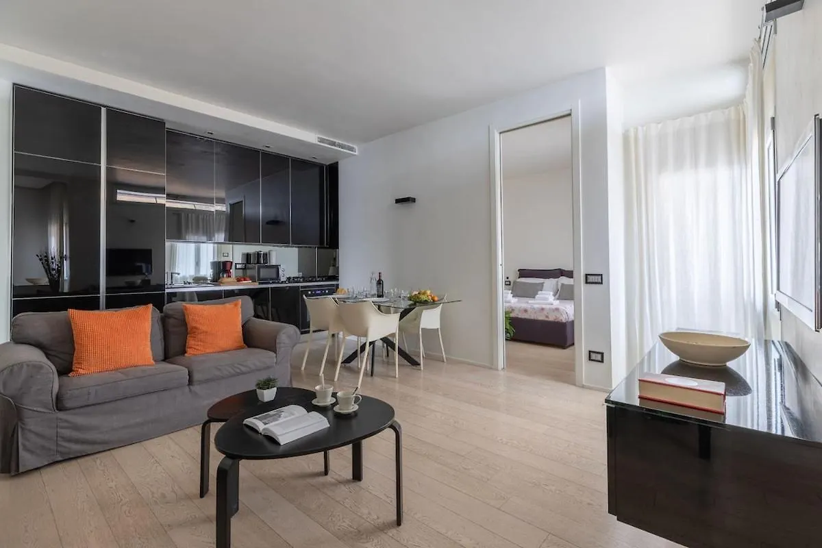 Apartment Style And Comfort In The Heart Of Florence Italy