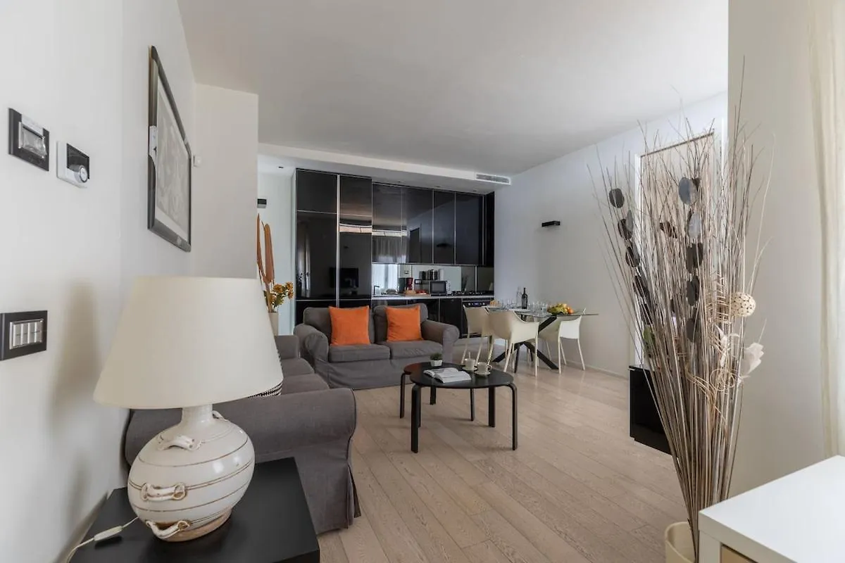 Style And Comfort In The Heart Of Florence Italy
